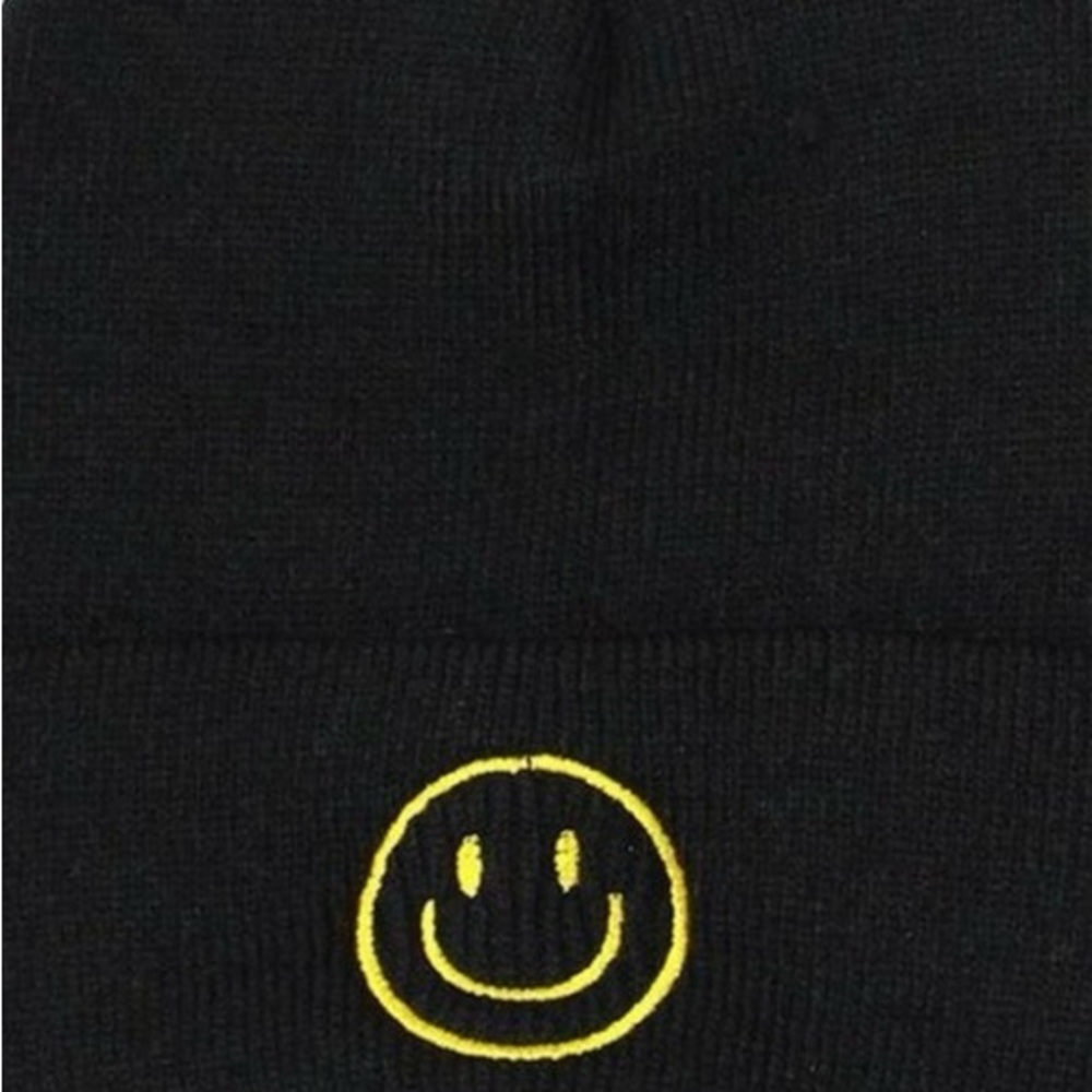 Unisex Smiley  Face Knit Beanie - Picture 2 of 4